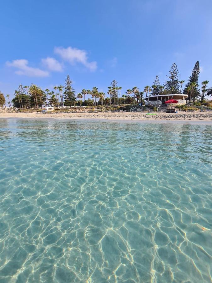 Nissi 3 Amazing Sea View Apartment Ayia Napa Exteriör bild
